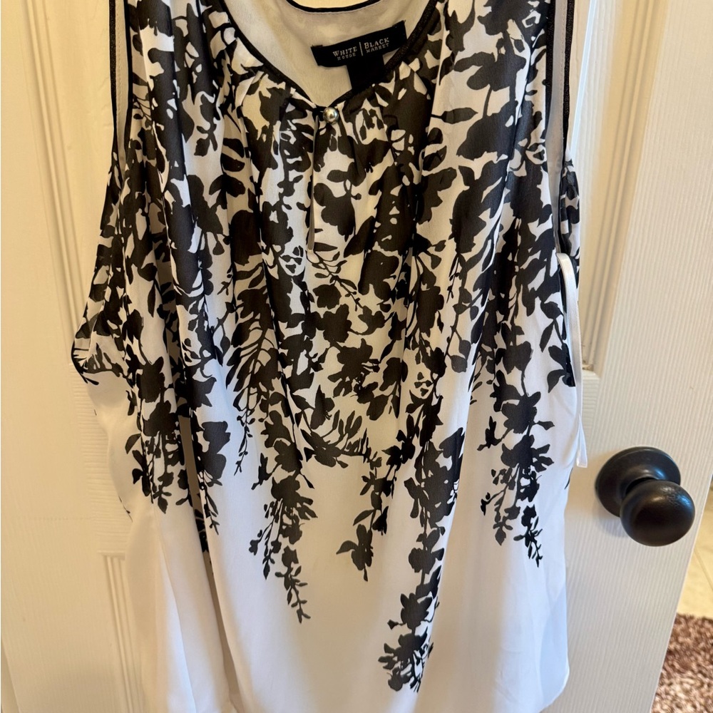 White House Black Market Monochrome Floral Blouse